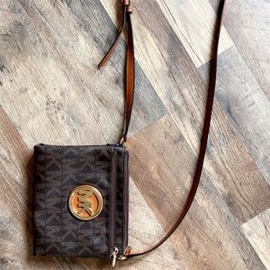 Michael Kors Crossbody